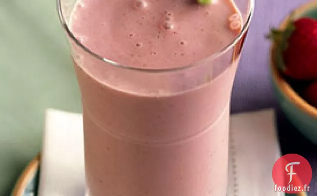 Smoothie à la Noix de coco, à la Fraise et à la Banane