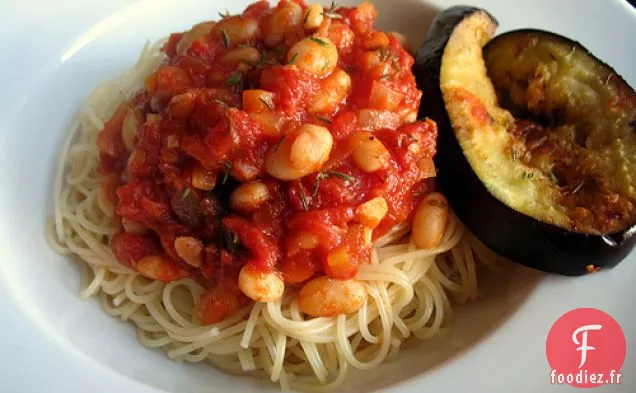 Spaghetti E Fagioli Et Tranches D'Aubergines Rôties