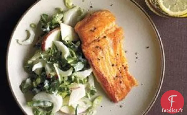 Saumon Au Bok Choy Et Salade De Pommes