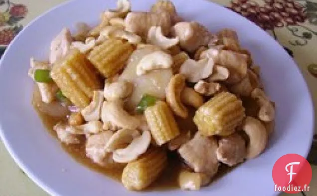 Poulet aux Noix de Cajou aux Châtaignes d'Eau