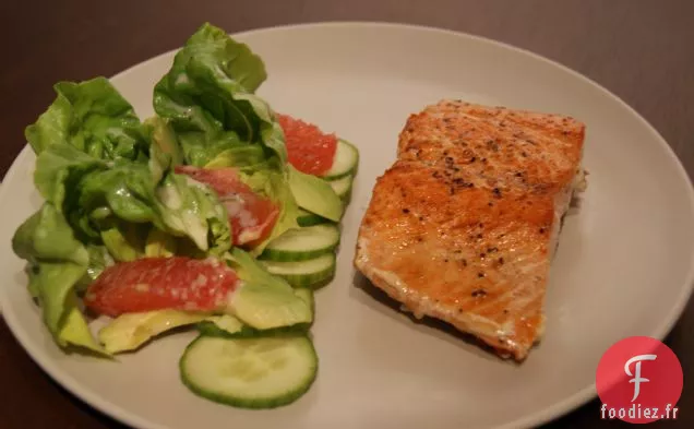 Saumon Croustillant À L'Avocat Et Salade De Pamplemousse