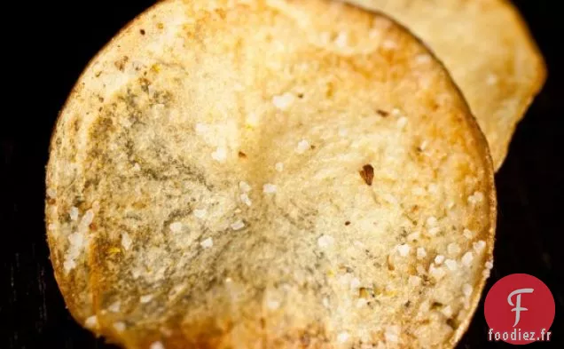 Chips De Pommes De Terre Faites Maison Avec Des Épices Au Fenouil
