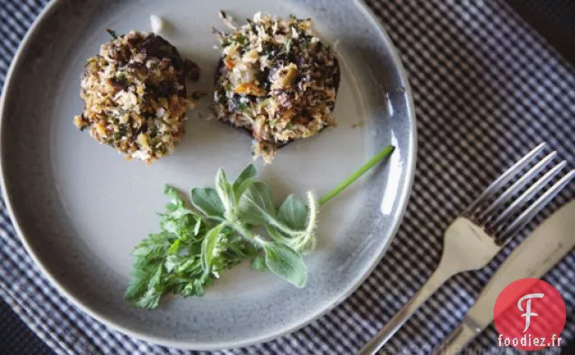 Champignons Farcis aux Herbes et aux Olives