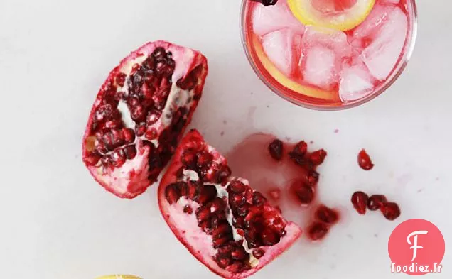 Smash de Gin à la Grenade et au Basilic Violet