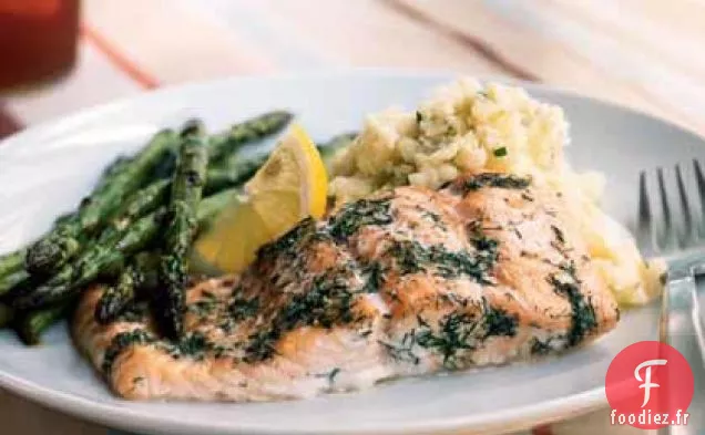 Saumon cuit au four à l'aneth