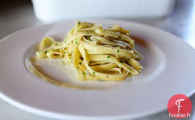 Nouilles au Beurre au Citron Et au Persil