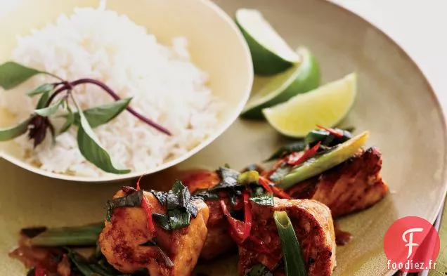 Saumon Poêlé à la Sauce aux Huîtres et au Basilic