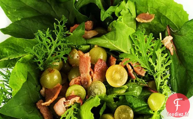 Raisins, Grappa Et Bacon: Une Salade Tiède