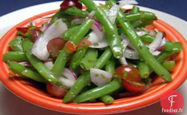 Salade de Haricots Rouges aux Raisins et Vinaigrette à la Moutarde