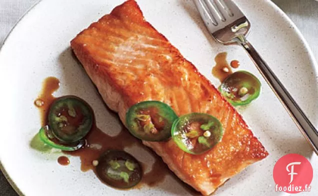 Saumon Poêlé à la sauce Soja-Jalapeño