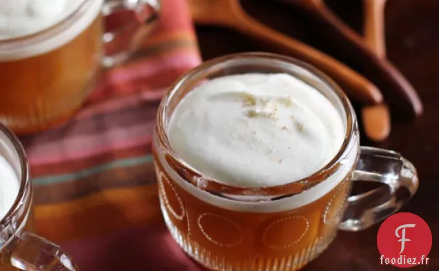 Gelées De Pommes Épicées Avec Mousse De Yogourt