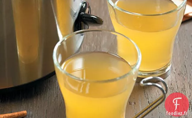 Cidre Épicé au Gingembre Chaud Et Chaud