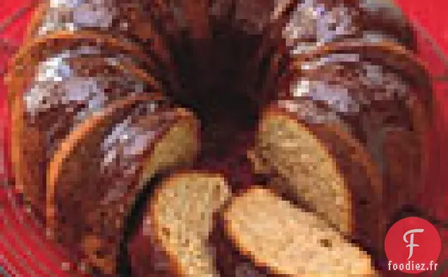 Gâteau aux Épices aux Pommes avec Glaçage à la Cassonade