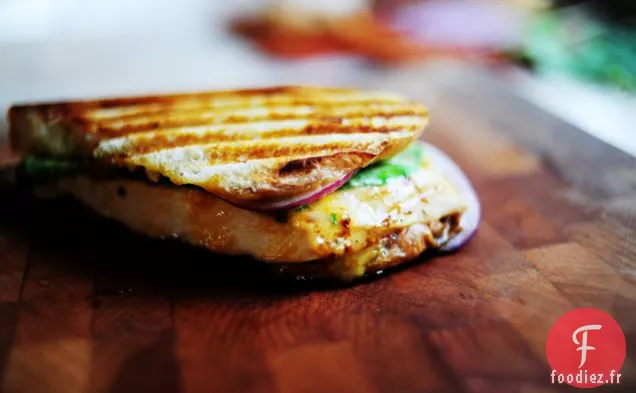 Sandwich au Poulet Grillé à la Sauce aux Abricots