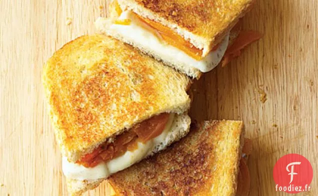 Mozzarella Fraîche Grillée et Abricot au Levain