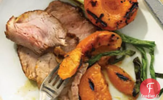 Abricots Grillés Et Filet De Porc Avec Glaçage Au Miel