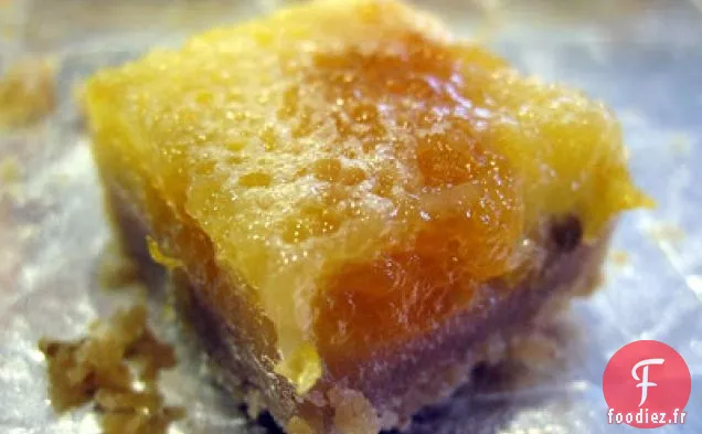 Barres De Citron Abricot À Croûte De Noisettes