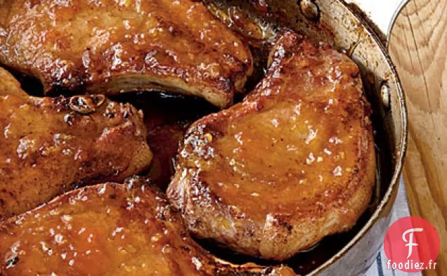 Côtelettes de Porc Rôties à la Poêle avec Glaçage Abricot-Gingembre