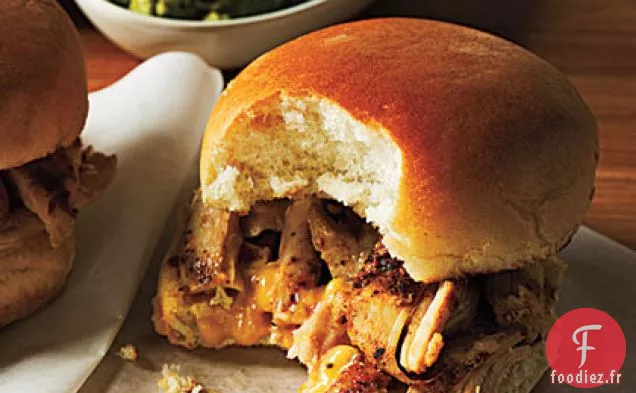 Sliders de Poulet Grillé et Tartinade de Chutney aux Abricots