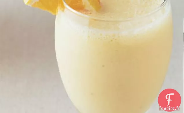 Smoothie Au Yogourt À L'Orange Et À La Banane