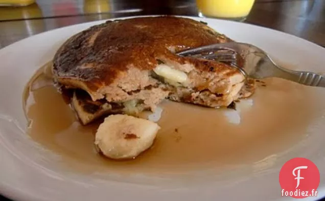 Crêpes De Compote De Pommes À La Cannelle Et Aux Bananes