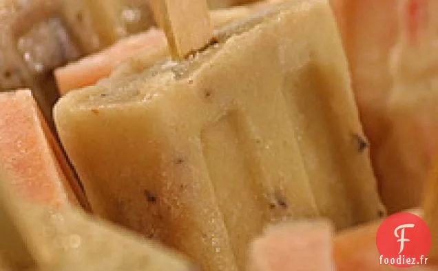 Sucettes Glacées Tourbillonnantes à la Banane Et aux Myrtilles