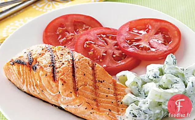 Saumon Grillé au Concombre - Salade de Yogourt