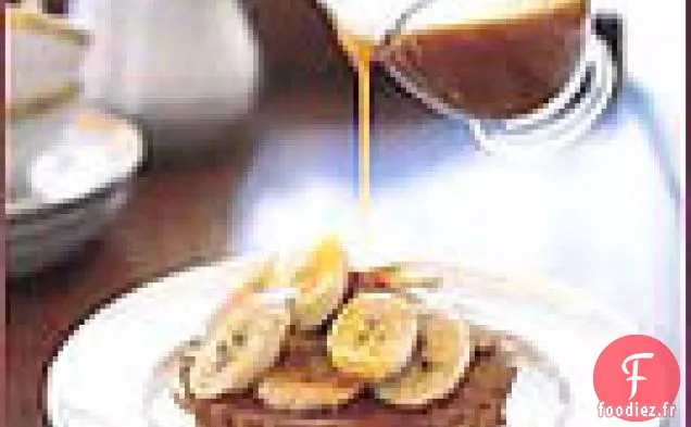 Gâteaux aux Amandes aux Bananes et Sauce Caramel Chaude