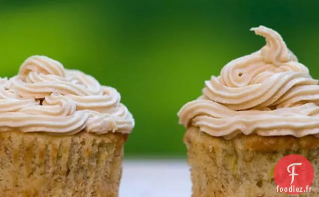 Cupcakes À La Banane Avec Glaçage Au Beurre D'Arachide
