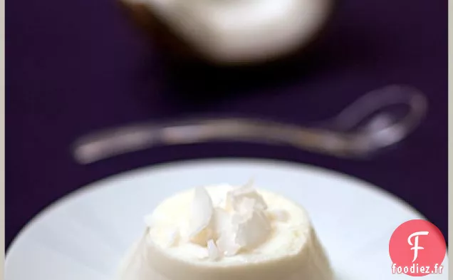 Panna Cotta À La Noix De Coco Et Mûres Cuites