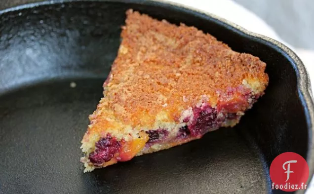 Gâteau De Maïs Poêlé Aux Mûres Et Nectarines