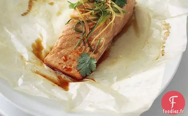 Saumon Au Gingembre Et Au Piment En Colis