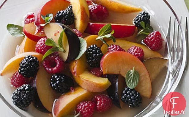 Salade de Fruits d'Été Parfumée à la Lavande