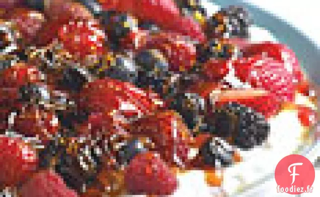 Yogourt au Gingembre aux Baies et Caramel Croquant