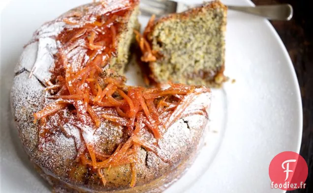 Gâteau Collant Aux Graines De Pavot Et À L'Orange Sanguine