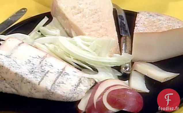 Le Dernier Échantillonneur de Cours: Fromages Italiens, Fenouil Tranché et Rondelles d'Agrumes avec Brandy