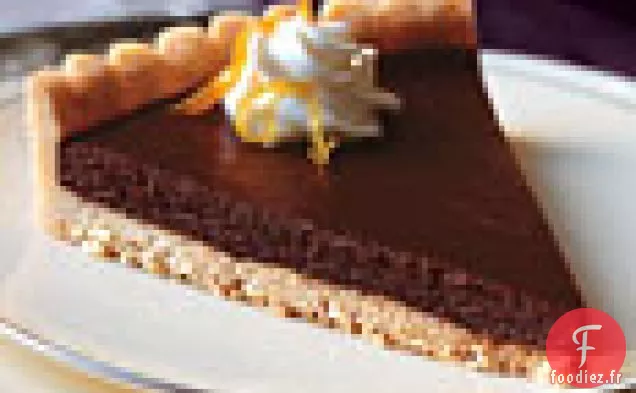 Tarte Au Chocolat Doux-Amer Et aux agrumes Avec Crème Fouettée Au Jasmin