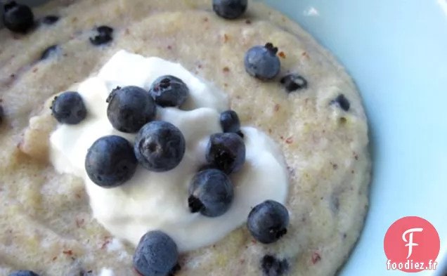 Polenta Matinale Aux Amandes Et aux Myrtilles