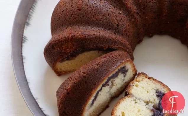 Gâteau au Café aux Myrtilles et à la Crème Sure