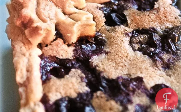 Tarte au Beurre Brun aux Myrtilles et aux Cerises