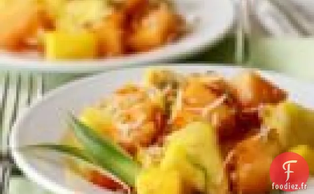 Salade De Fruits Tropicaux À La Noix De Coco Grillée