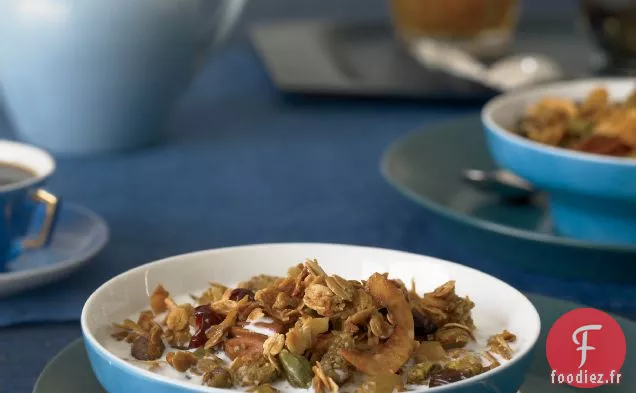 Granola Emballé aux Fruits et aux Noix