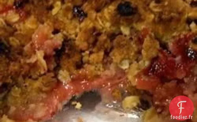 Croustillant à la Cerise à la Rhubarbe
