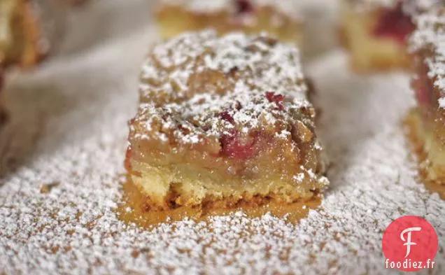 Gâteau au Beurre Gluant aux Cerises Acides St. Louis