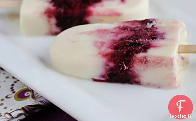 Sucettes Glacées au Yogourt aux Cerises Douces
