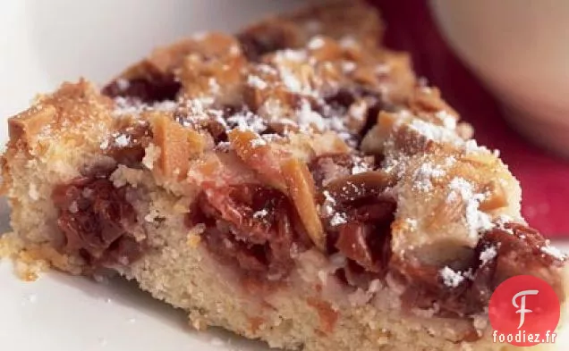 Gâteau aux Cerises et aux Amandes