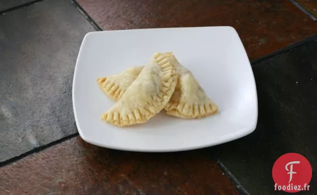 Mini Poches À La Cerise Acidulée Au Fromage De Chèvre