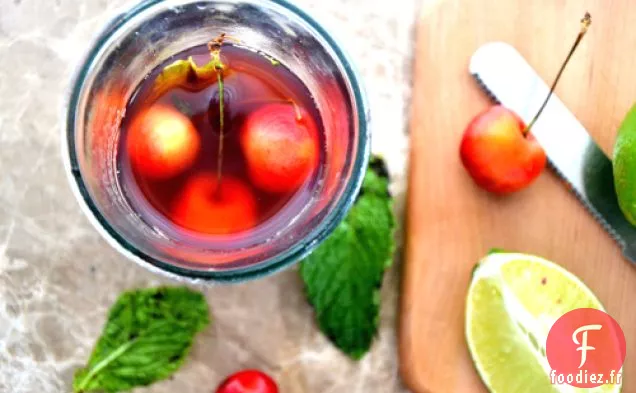 Spritzer aux Cerises Étincelantes