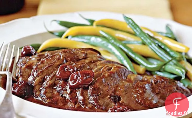 Magrets de Canard au Pinot Noir et Sauce aux Cerises