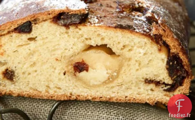 Stollen De Noël Aux Dattes, Amandes Et Clémentines